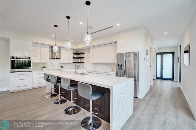 5 of 40 - 1238 Ne 17th Ave 2, Fort Lauderdale, FL