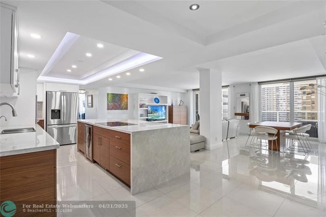 3 of 50 - 1880 S Ocean Dr Ts306, Hallandale, FL