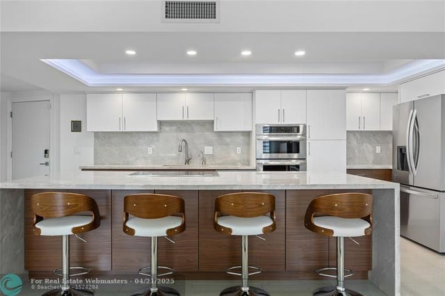 4 of 50 - 1880 S Ocean Dr Ts306, Hallandale, FL