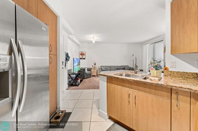 5 of 37 - 1830 Radius Dr 1017, Hollywood, FL