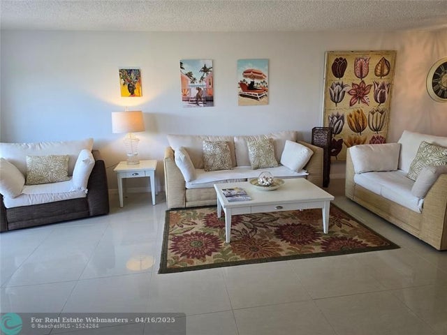 5 of 17 - 535 Oaks Dr. 308, Pompano Beach, FL
