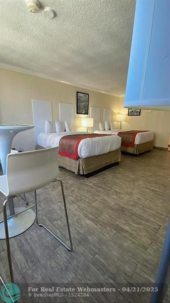 5 of 43 - 19201 Collins Ave 1122, North Miami Beach, FL