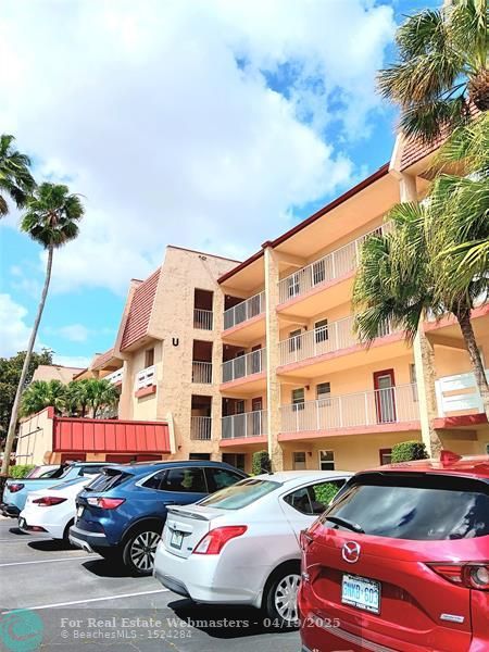 1 of 39 - 1055 Country Club Dr 301, Margate, FL