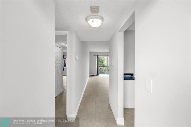 4 of 31 - 3050 Sunrise Lakes Dr 307, Fort Lauderdale, FL