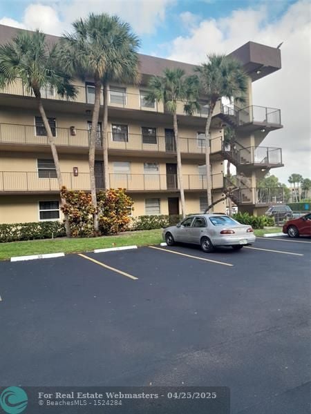 2 of 16 - 3321 Nw 47th Ter 335, Lauderdale Lakes, FL