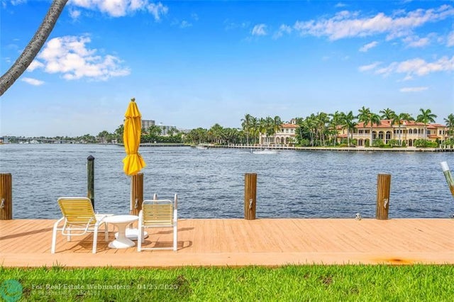 3 of 37 - 341 N Birch Rd 204, Fort Lauderdale, FL