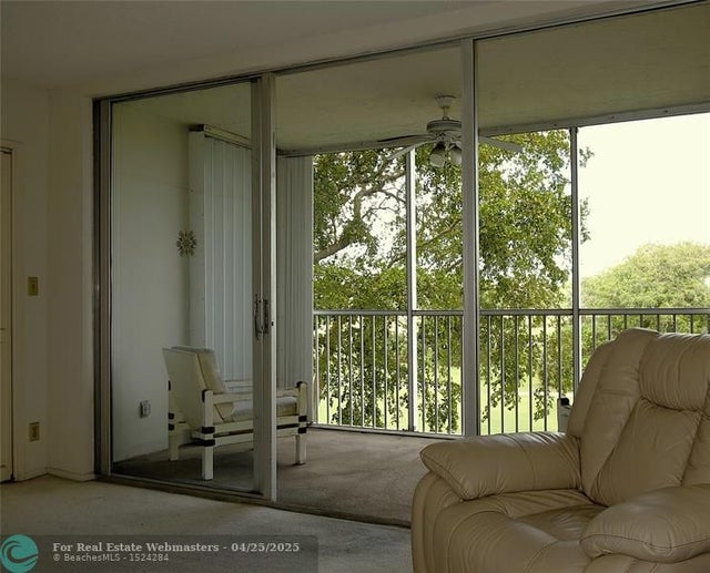 5 of 72 - 2901 S Palm Aire Dr 408, Pompano Beach, FL