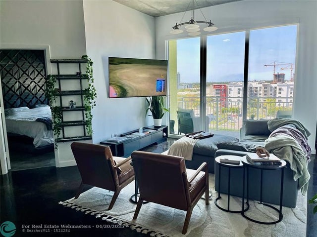 5 of 21 - 313 Ne 2nd St 805, Fort Lauderdale, FL