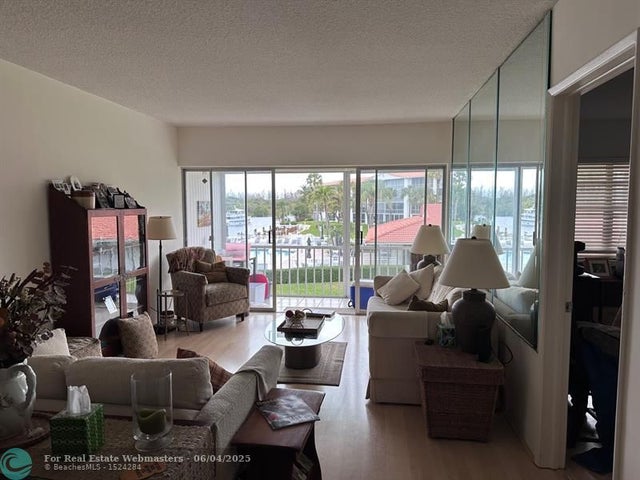 4 of 22 - 101 Ne 19th Avenue 224, Deerfield Beach, FL