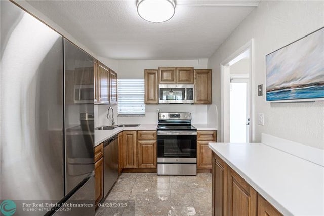 1 of 54 - 8900 Washington Blvd 403a, Pembroke Pines, FL