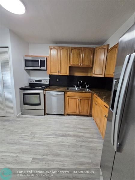 4 of 13 - 2850 Forest Hills Blvd 114, Coral Springs, FL