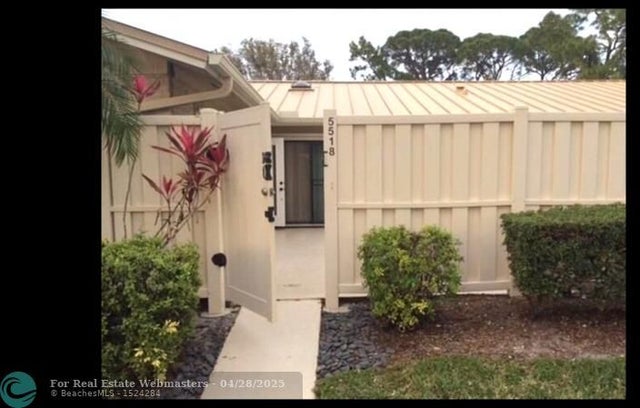 1 of 11 - 5518 Golden Eagle Cir, Palm Beach Gardens, FL