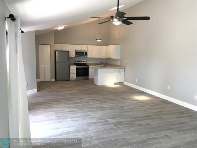4 of 11 - 5518 Golden Eagle Cir, Palm Beach Gardens, FL