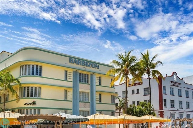 1 of 25 - 530 Ocean Dr 101, Miami Beach, FL