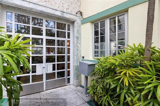 3 of 25 - 530 Ocean Dr 101, Miami Beach, FL