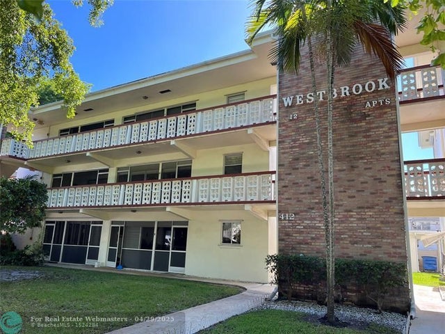 1 of 20 - 412 S Luna Ct 2, Hollywood, FL