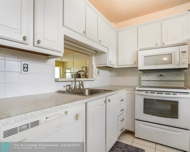 2 of 20 - 3400 Nw 48th Ave 611, Lauderdale Lakes, FL