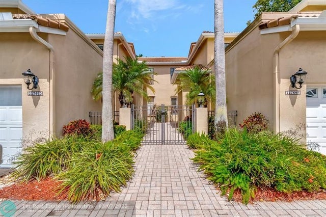 3 of 40 - 22760 Mandeville Pl E, Boca Raton, FL