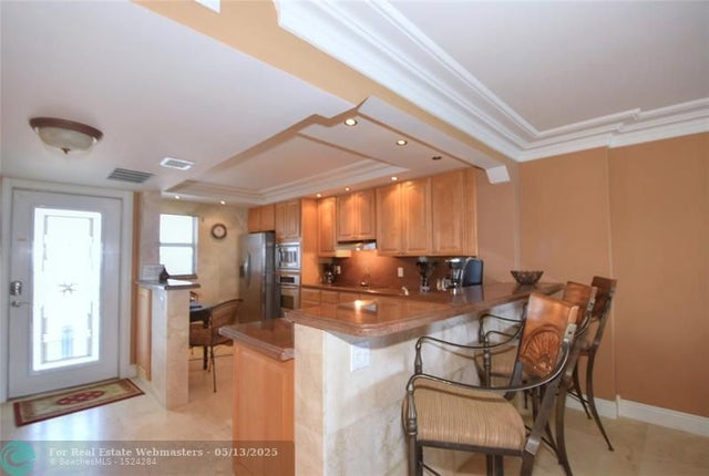 5 of 50 - 1012 N Ocean Blvd 807, Pompano Beach, FL