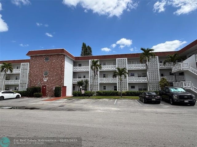 2 of 28 - 4310 Nw 12th Ct 308, Lauderhill, FL