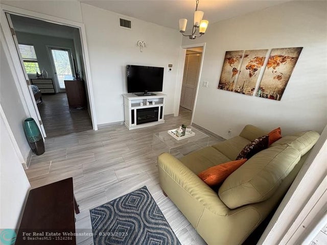 3 of 28 - 4310 Nw 12th Ct 308, Lauderhill, FL