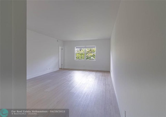 3 of 16 - 2424 Se 17th St 305b, Fort Lauderdale, FL
