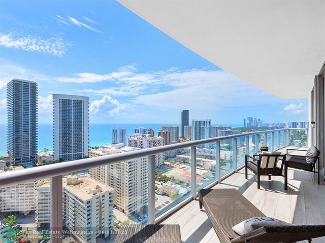 1 of 30 - 2600 E Hallandale Beach Blvd T3001, Hallandale, FL