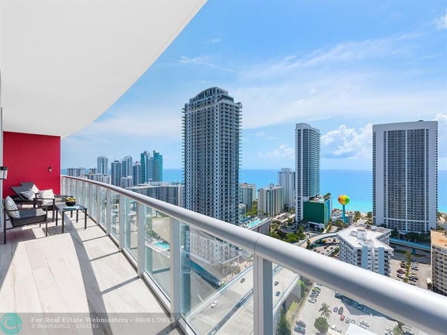 3 of 30 - 2600 E Hallandale Beach Blvd T3001, Hallandale, FL
