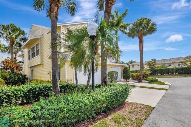 2 of 75 - 5043 Pointe Emerald Ln, Boca Raton, FL