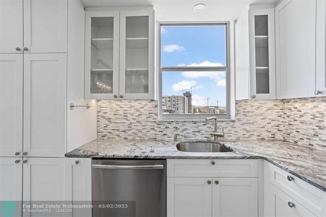 5 of 44 - 1010 S Ocean Blvd 1704, Pompano Beach, FL