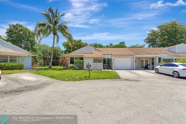 4 of 70 - 8630 Bridle Path Ct 207, Davie, FL