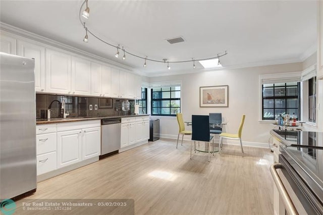 1 of 44 - 905 Se 12th Ct 17, Fort Lauderdale, FL