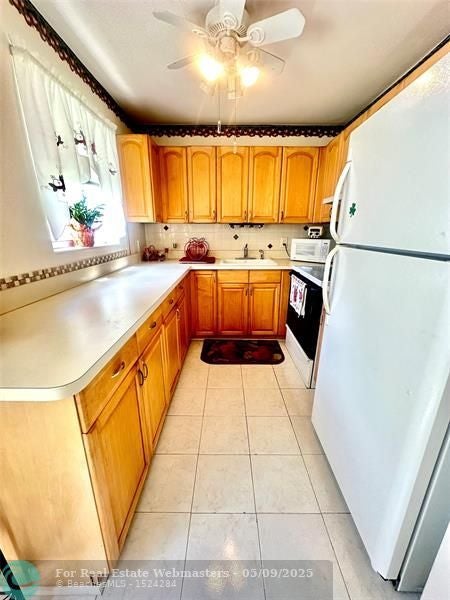 4 of 69 - 84 Markham E 84, Deerfield Beach, FL