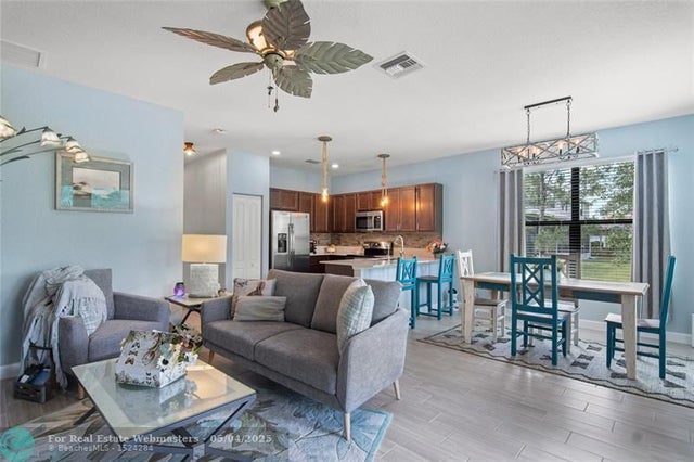 2 of 35 - 10095 W Villa Cir, Vero Beach, FL