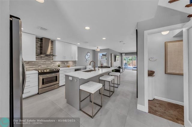 2 of 58 - 805 Sw 8th Ter, Fort Lauderdale, FL