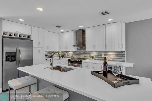 5 of 58 - 805 Sw 8th Ter, Fort Lauderdale, FL
