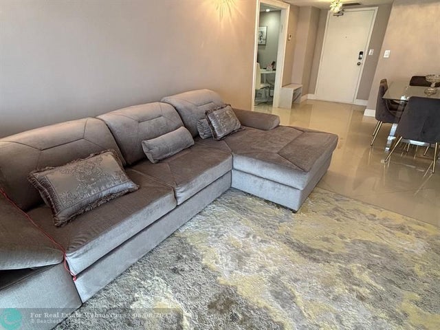 3 of 37 - 301 174th St 2210, Sunny Isles Beach, FL