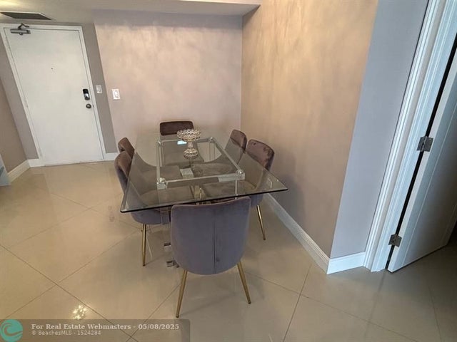 5 of 37 - 301 174th St 2210, Sunny Isles Beach, FL