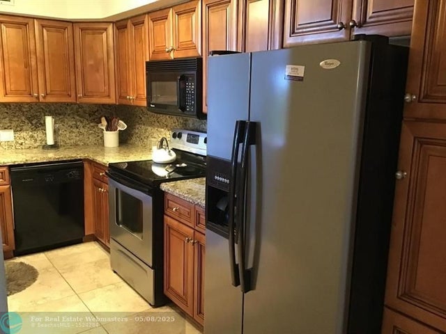 2 of 22 - 2940 N Course Dr 608, Pompano Beach, FL