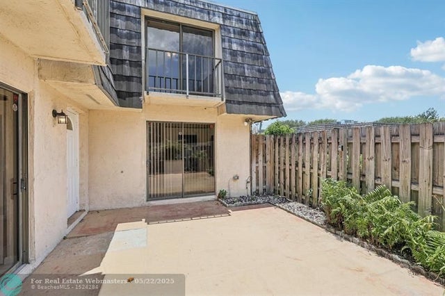 2 of 43 - 1660 Forest Lakes Cir, West Palm Beach, FL