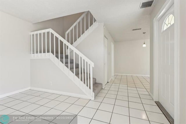 4 of 43 - 1660 Forest Lakes Cir, West Palm Beach, FL