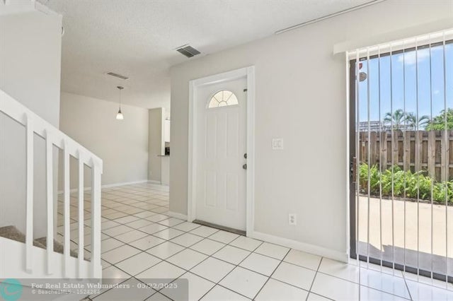 5 of 43 - 1660 Forest Lakes Cir, West Palm Beach, FL