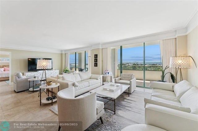 4 of 20 - 3400 Sw 27th Ave 602, Coconut Grove, FL