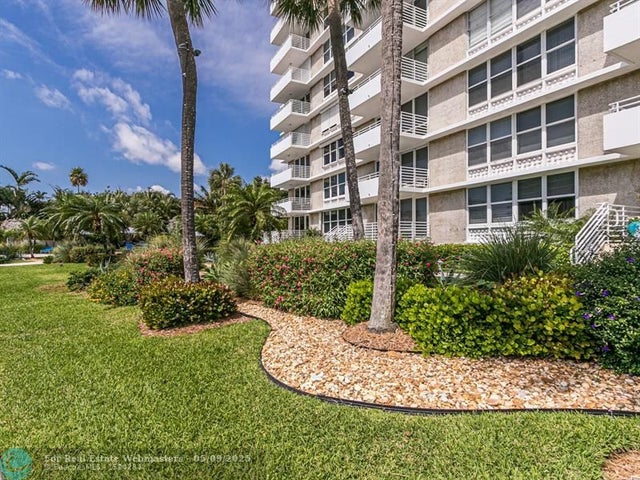 2 of 28 - 888 Intracoastal Dr 14f, Fort Lauderdale, FL