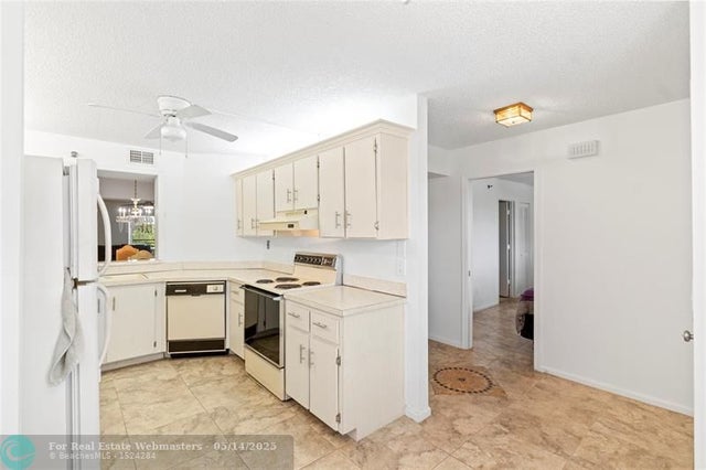 5 of 37 - 9260 Sw 14th St 2303, Boca Raton, FL
