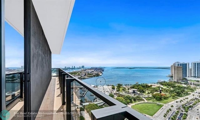 398 Ne 5th St 4015, Miami