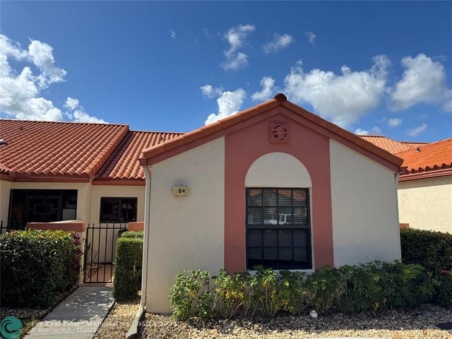 1 of 50 - 84 Centennial Ct, Deerfield Beach, FL