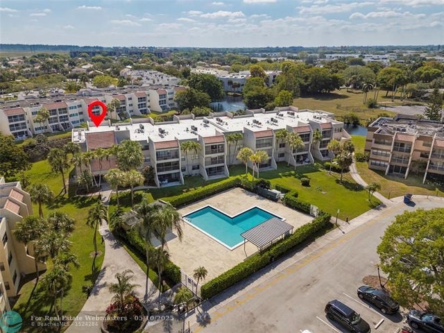 1 of 28 - 230 Lakeview Dr 201, Weston, FL