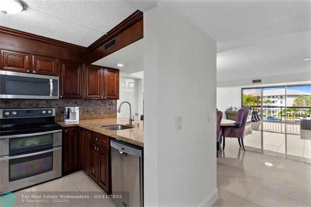 3 of 27 - 6217 Balboa Cir 304, Boca Raton, FL