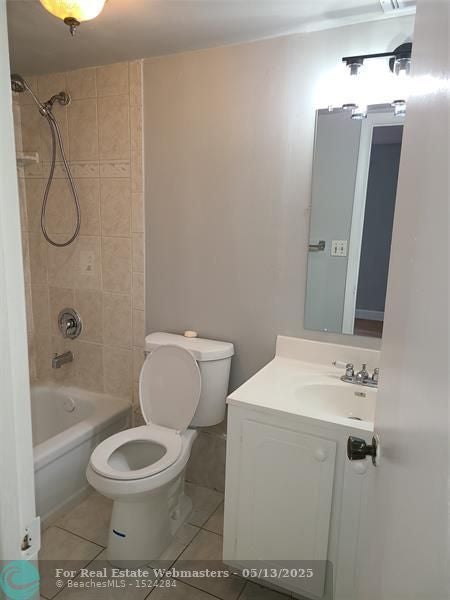 5 of 18 - 3300 Spanish Moss Ter 202, Lauderhill, FL